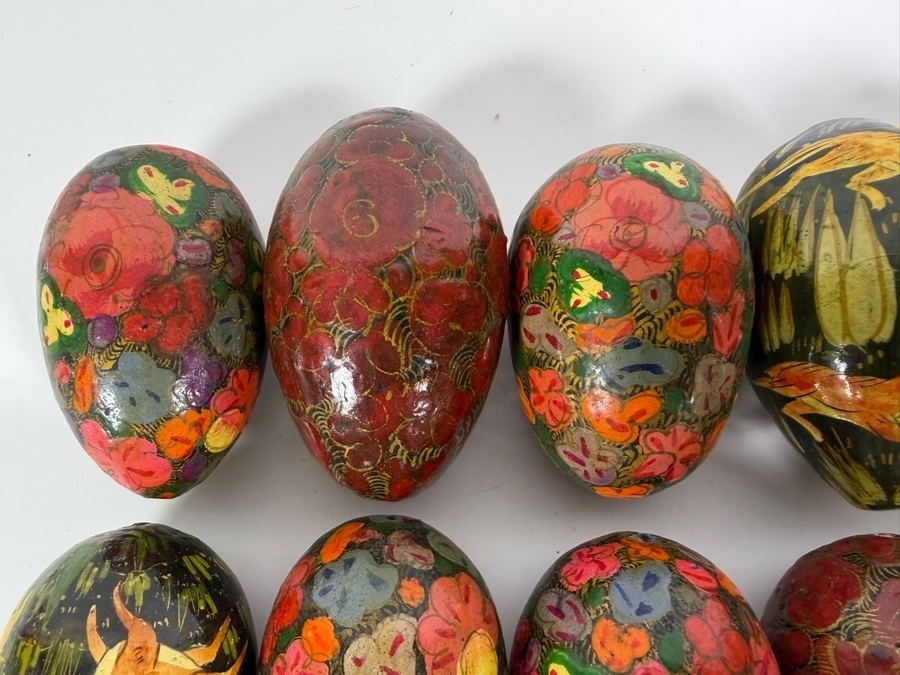 (21) Vintage Hand-painted Lacquered Paper Mache Eggs from Kashmir [Photo 7]