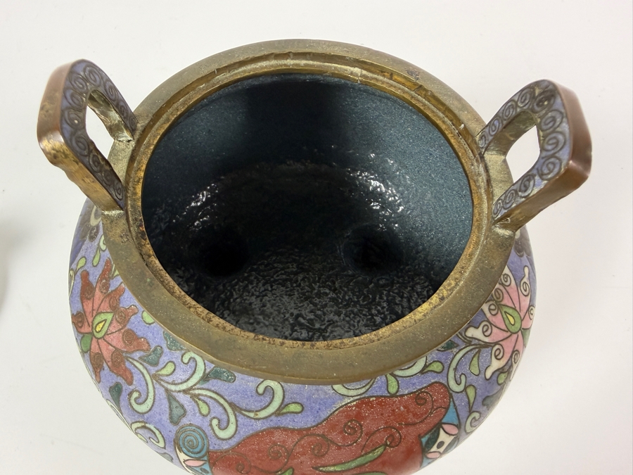 Antique Chinese Gilt Decorated Cloisonne Enamel Tri-foot Censer Signed Underneath 6.5'H Retailed for $900 [Photo 11]