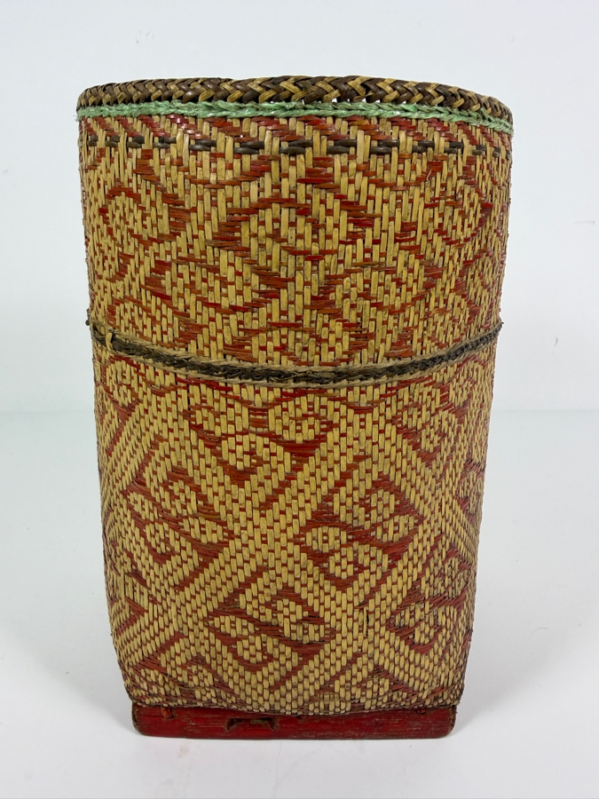 Traditional Dayak Wedding Dowry Basket from Borneo 9.5H [Photo 4]