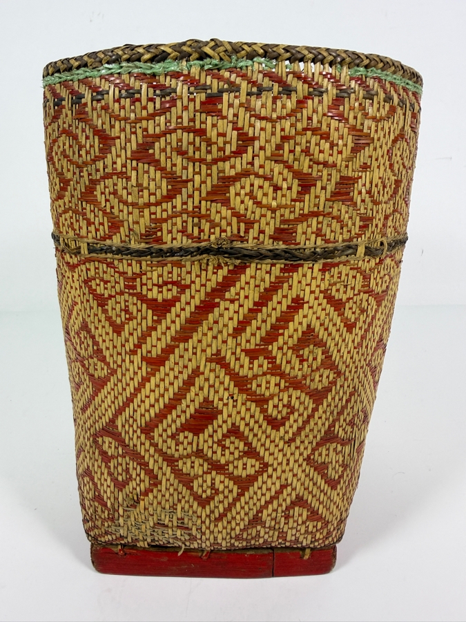Traditional Dayak Wedding Dowry Basket from Borneo 9.5H [Photo 5]