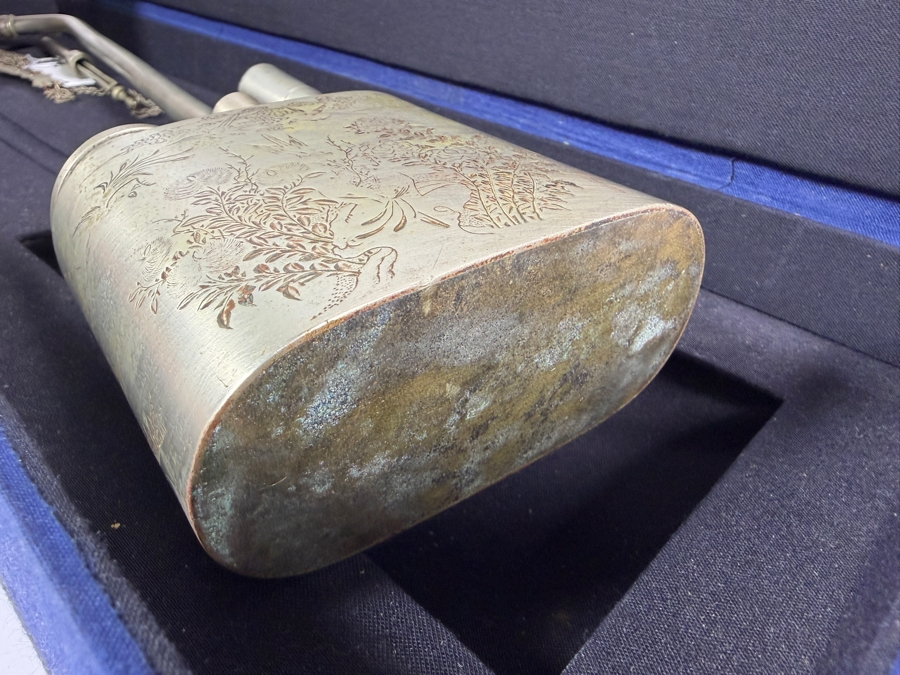 Antique Chinese Qing Dynasty Engraved Opium Pipe White Metal Smoking Tool With Presentation Box 17'L Retails $1,600 [Photo 8]