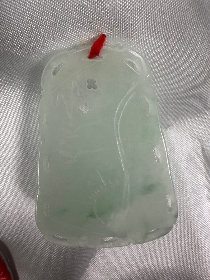 Chinese Jadeite Carved Lotus Blossom And Peach Longevity Plaque Pendant [Photo 4]