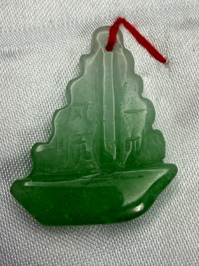 Chinese Jadeite Carved Multi Tier Pagoda Blessing Pendant [Photo 4]