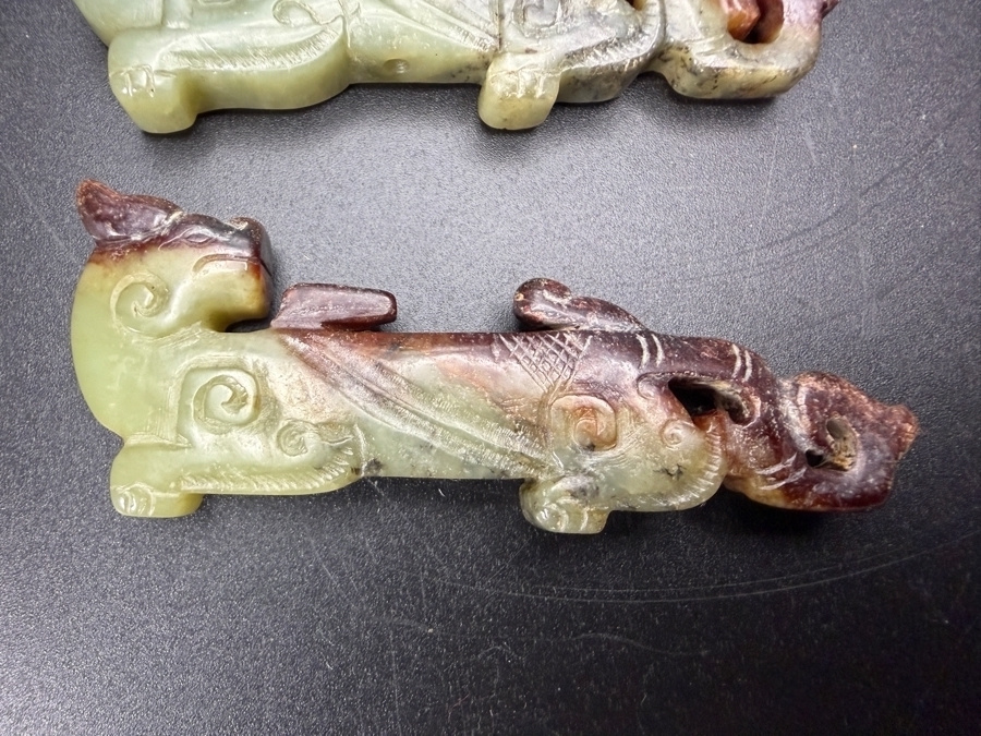 Pair Of Chinese Archaistic Han Dynasty Style Jade Carving Of Slender Recumbent Pixiu Dragons [Photo 3]