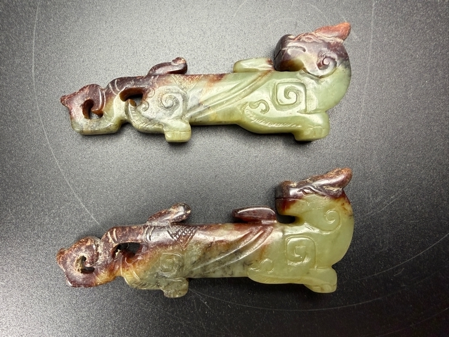 Pair Of Chinese Archaistic Han Dynasty Style Jade Carving Of Slender Recumbent Pixiu Dragons [Photo 6]