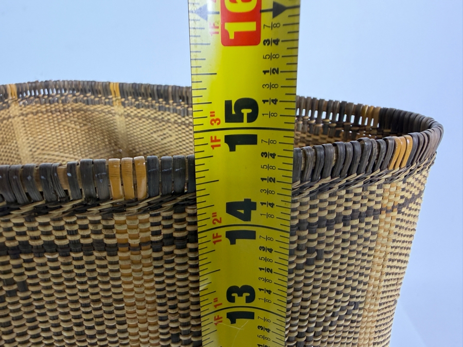 Borneo Dayak Hand Woven Rattan Kelabit Backpack Carrying Basket With Bark Straps 15'H [Photo 6]