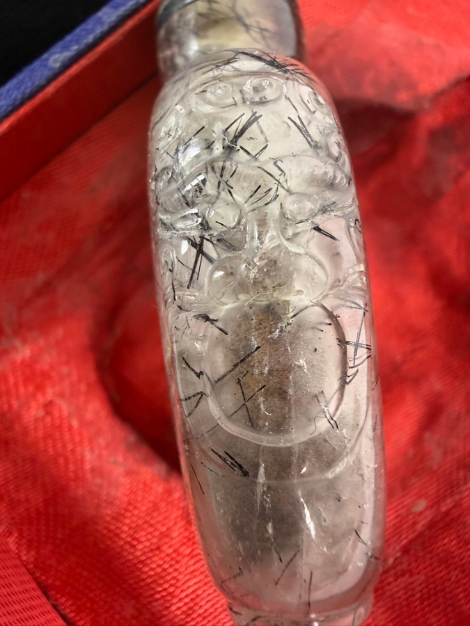 Two Boxed Chinese Snuff Bottles Including A Rutilated Hair Quartz Bottle [Photo 4]