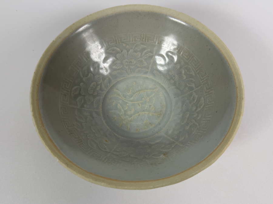 Boxed Chinese Celadon-Glazed Porcelain Bowl 6W X 2H [Photo 9]