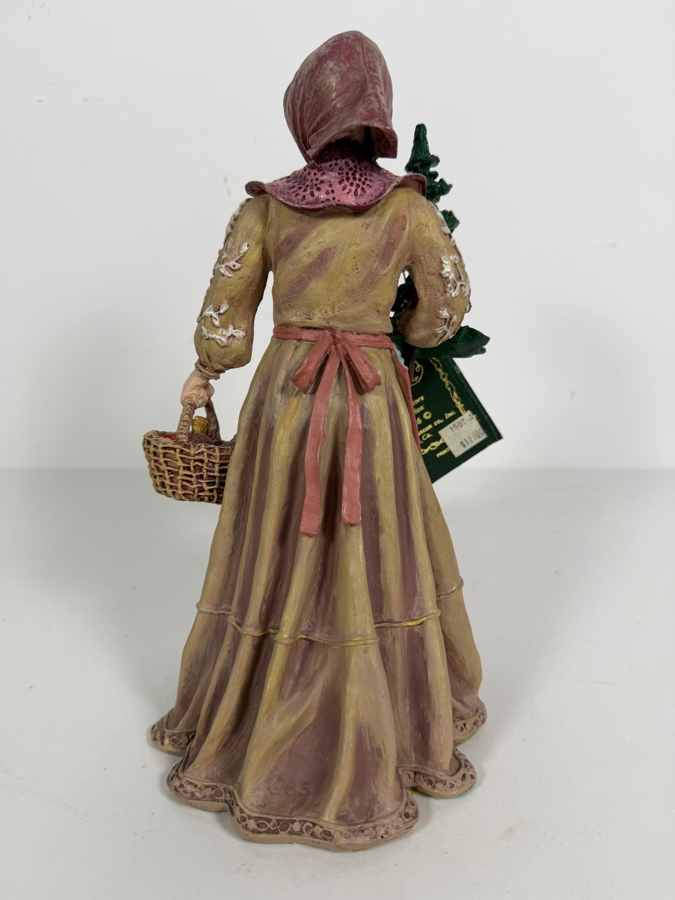 Duncan Royale Babouska History Of Santa II 1985 Limited Edition Figurine Number 1284 Of 10,000 10'H [Photo 3]