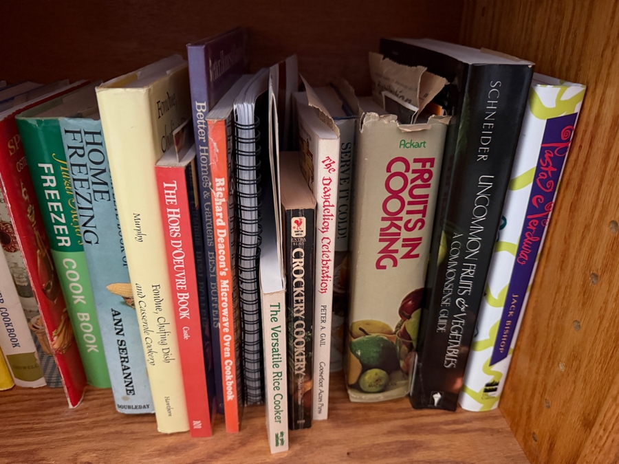 Large Collection Of Vintage Mid Century Hardcover And Spiral Bound Cookbooks Featuring Regional Local And International Recipes 50+ Volumes - See Photos [Photo 11]