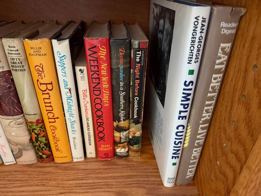 Large Collection Of Vintage Mid Century Hardcover And Spiral Bound Cookbooks Featuring Regional Local And International Recipes 50+ Volumes - See Photos [Photo 7]