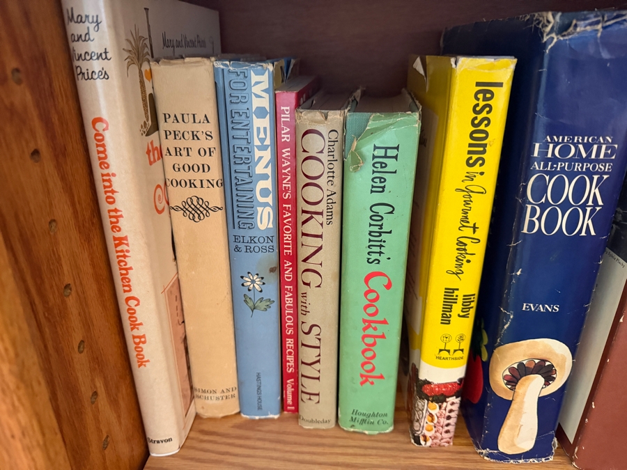 Large Collection Of Vintage Mid Century Hardcover And Spiral Bound Cookbooks Featuring Regional Local And International Recipes 50+ Volumes - See Photos [Photo 4]