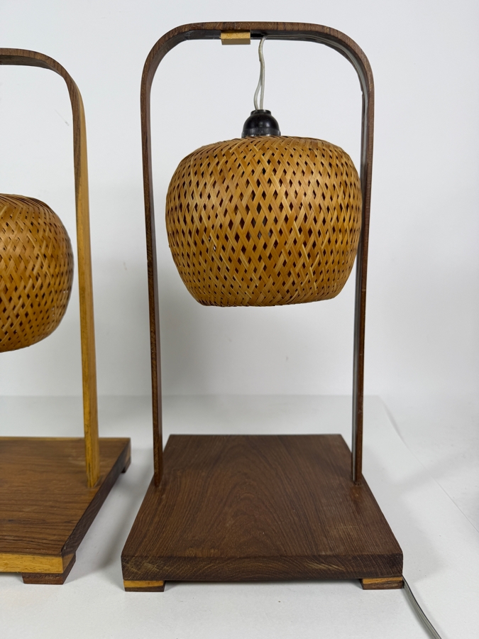 Pair of Vintage Mid-Century Modern Woven Bamboo Shade Table Lamps 17'H [Photo 7]