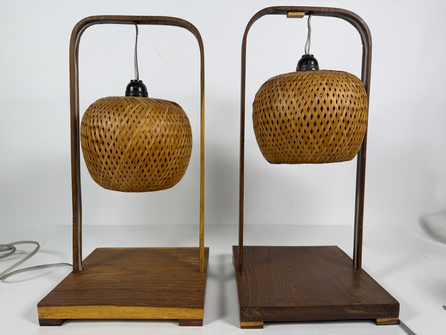 Pair of Vintage Mid-Century Modern Woven Bamboo Shade Table Lamps 17'H [Photo 5]