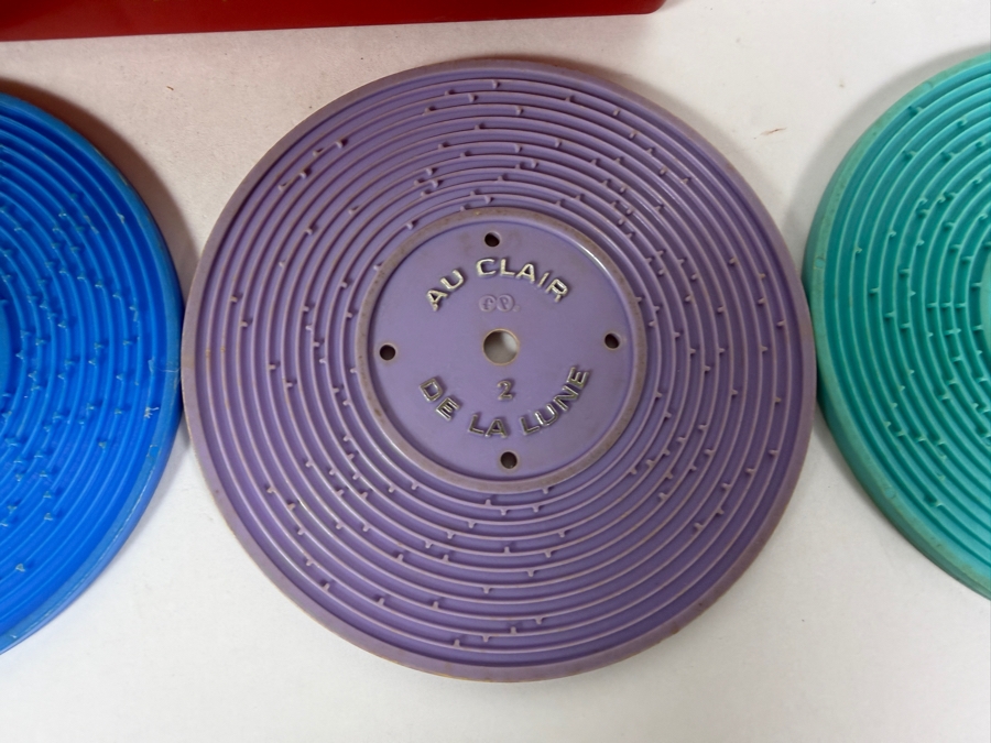 Just Added - Vintage 1971 Fisher-Price Music Box Record Player #995 with 5 Records [Photo 8]