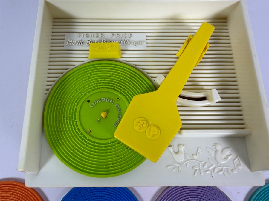 Just Added - Vintage 1971 Fisher-Price Music Box Record Player #995 with 5 Records [Photo 4]