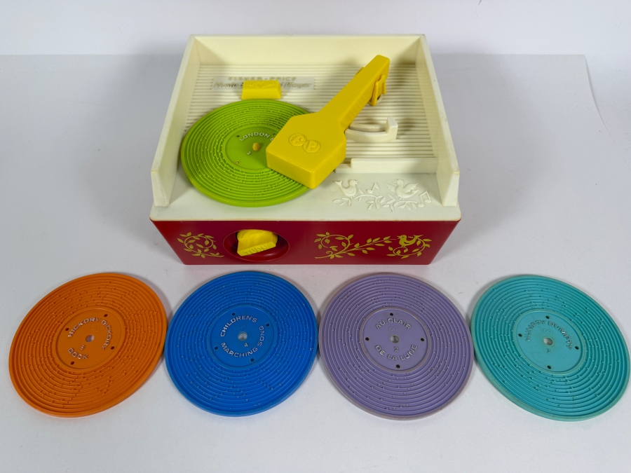 Just Added - Vintage 1971 Fisher-Price Music Box Record Player #995 with 5 Records [Photo 2]
