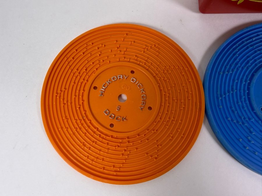 Just Added - Vintage 1971 Fisher-Price Music Box Record Player #995 with 5 Records [Photo 6]