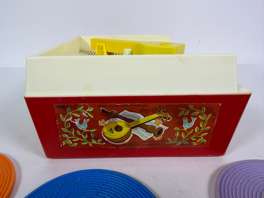 Just Added - Vintage 1971 Fisher-Price Music Box Record Player #995 with 5 Records [Photo 10]