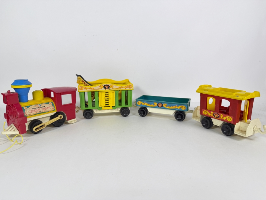 Just Added - Vintage 1973 Fisher-Price Little People Play Family Circus Train #991 [Photo 2]