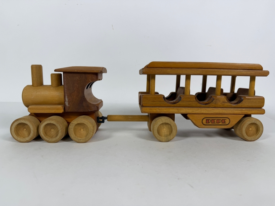 Just Added - PEPE Wooden Toy Train [Photo 2]