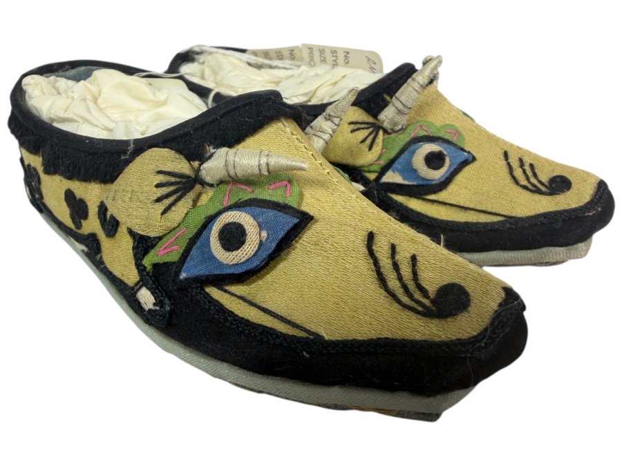 Antique Pair Of Chinese Handmade Embroidered Silk Year of the Bull Children's Shoes 5L