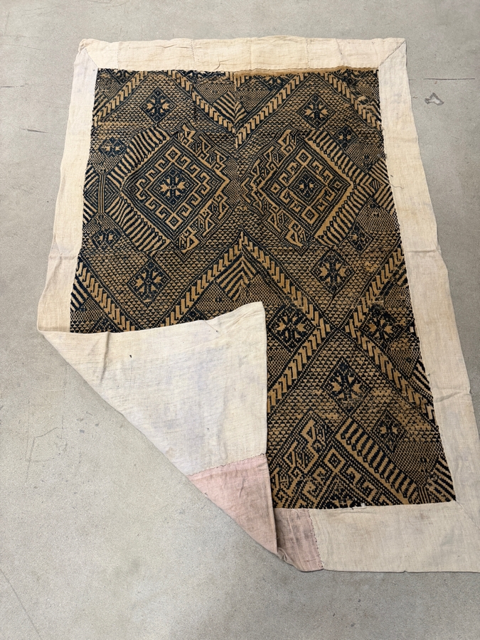 Vintage Handwoven Laotian Textile 41 X 61 [Photo 3]