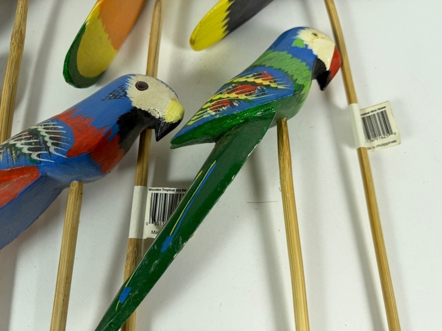 Collection Of Seven Vintage Hand Carved And Painted Wooden Tropical Bird Garden Stakes Featuring Parrots Macaws And Toucans Made In Philippines 27'L [Photo 4]