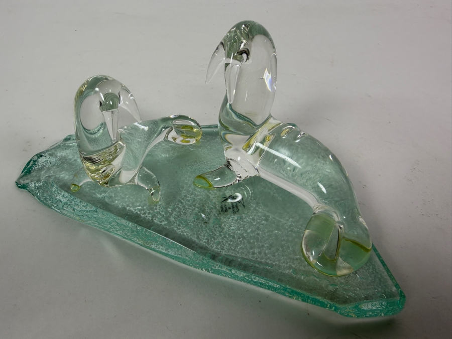 Vintage Canadian Mid-Century Modern Hand Blown Clear Art Glass Walrus Family Sculpture On Textured Ice Floe Base Handmade In Winnipeg Canada 7'W X 3'H [Photo 3]