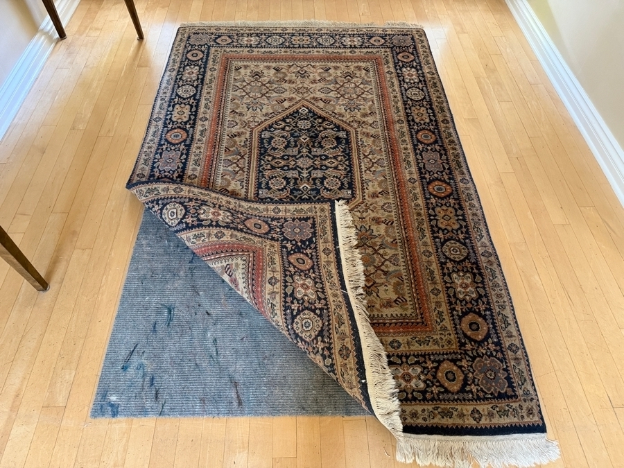 Pande Cameron of New York Genuine Nizam Hand Woven Wool Area Rug from India 47' X 75' [Photo 6]