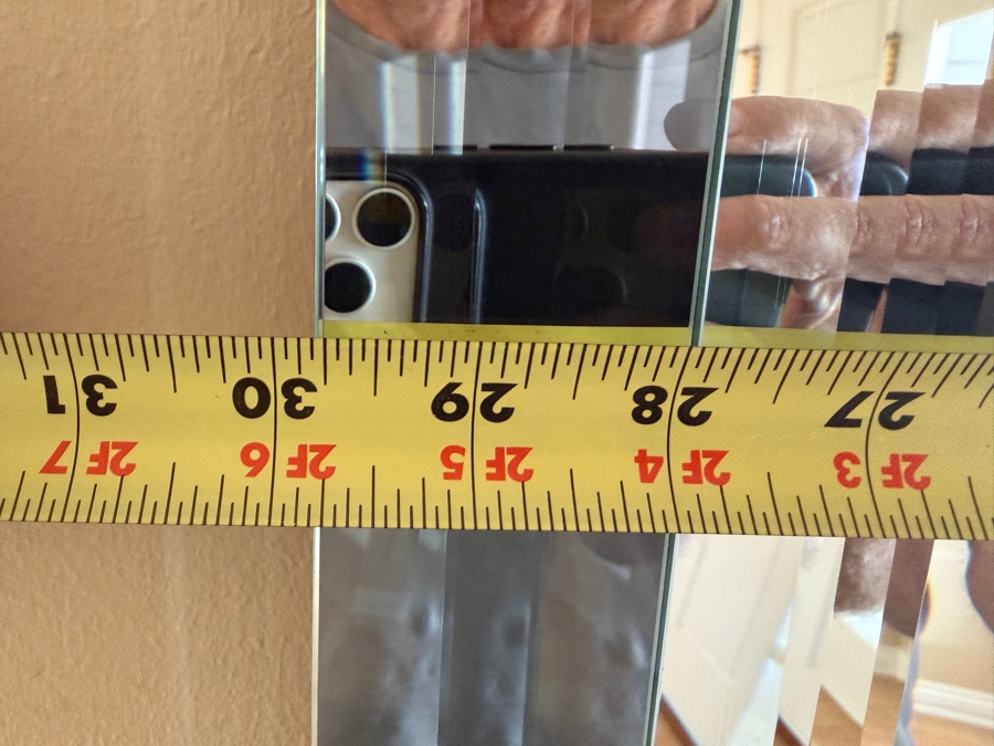Vintage Hollywood Regency Mirrored Frame Faceted Octagonal Wall Mirror 30 X 41.5 [Photo 5]