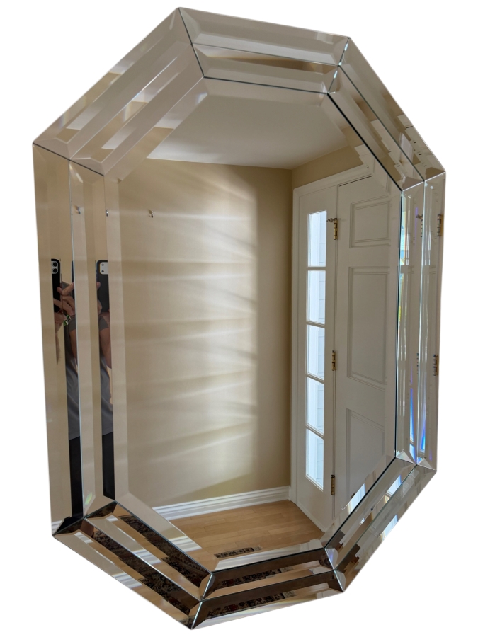 Vintage Hollywood Regency Mirrored Frame Faceted Octagonal Wall Mirror 30 X 41.5
