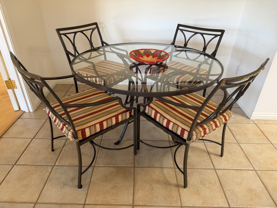 Tropitone Five-Piece Round Glass-Top Dinette Dining Set With Four Chairs and Striped Cushions 48' X 28' In Mint Condition Stored Inside [Photo 2]