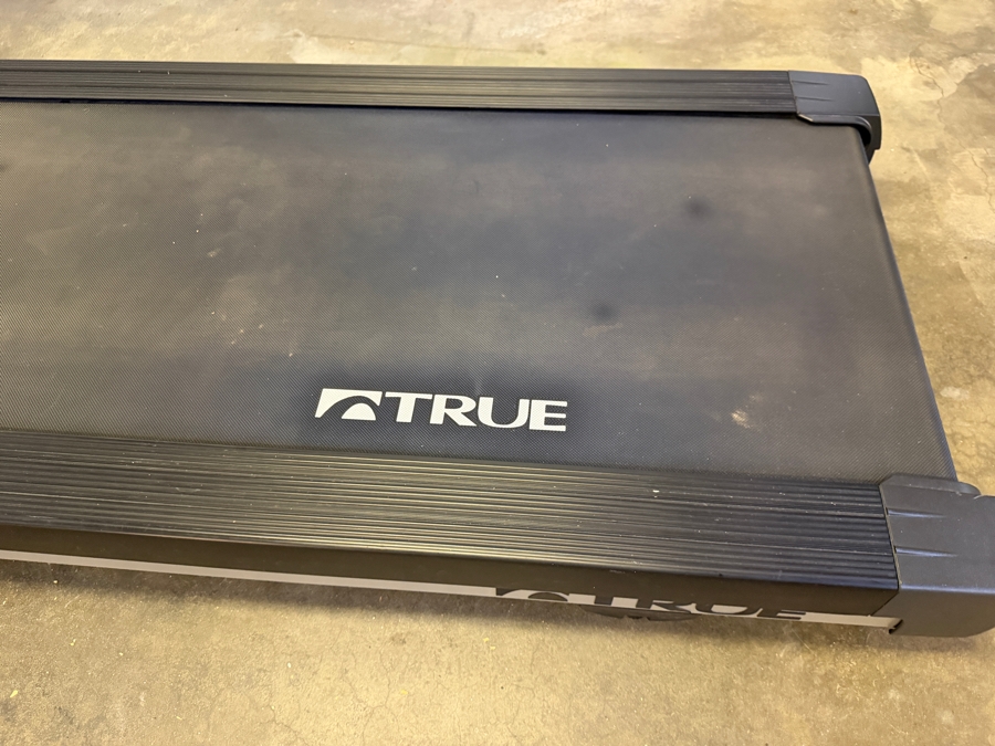 True Fitness Model TM30 Home Treadmill Serial Number 11-TM300225H [Photo 4]