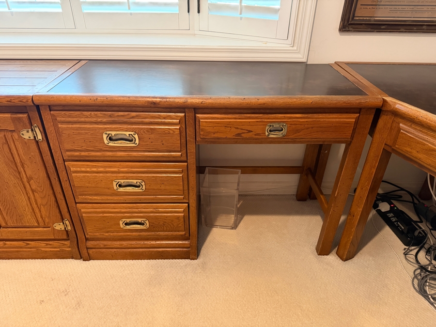 Young-Hinkle Oak Three-Piece Campaign Modular Desk and Credenza Office Suite - See Photos For Dimensions [Photo 4]