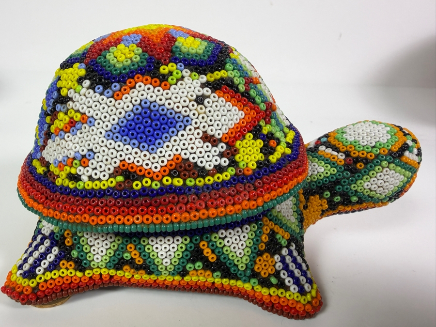 Mexican Wixárika Huichol Hand-Beaded Terracotta Turtle Lidded Trinket Box 5'L [Photo 2]