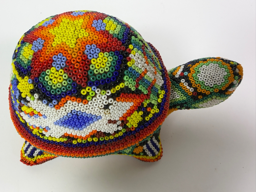 Mexican Wixárika Huichol Hand-Beaded Terracotta Turtle Lidded Trinket Box 5'L [Photo 3]