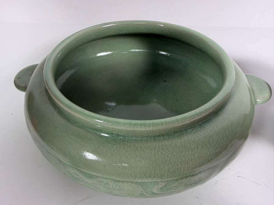 Just Added - Pair of Baan Celadon Ceramic Covered Bowls from Thailand 10W and 6W [Photo 9]