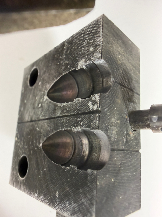 Vintage Cramer No 50 Bullet Mold Reloading Tool Block 12'L [Photo 4]