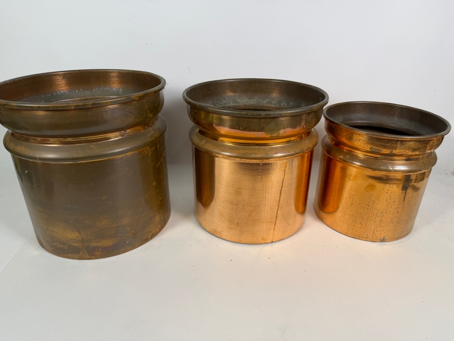 Three-Piece Graduated Nesting Copper Cylindrical Planter Cachepot Set 7.5 - 10'H [Photo 2]