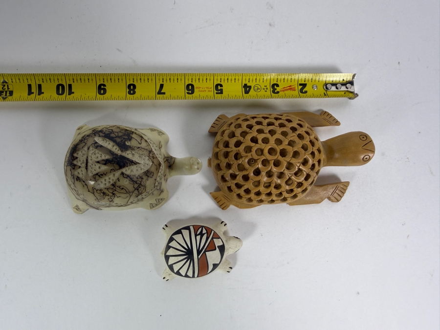 Three-Piece Assorted Southwestern Native American Pottery And Carved Wood Turtle Figurine Lot 2.5 - 5'L [Photo 14]