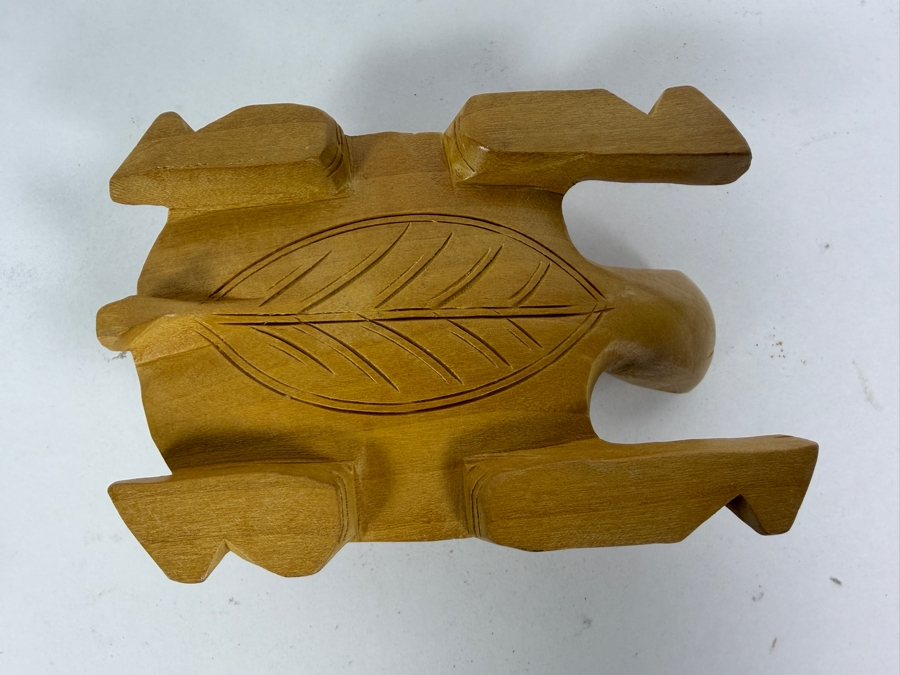 Three-Piece Assorted Southwestern Native American Pottery And Carved Wood Turtle Figurine Lot 2.5 - 5'L [Photo 13]