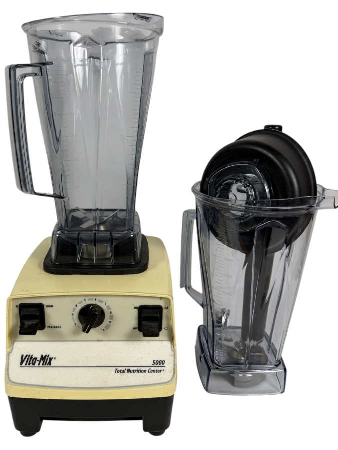 Vintage Vita-Mix 5000 Total Nutrition Center Blender Set With Wet And Dry Containers