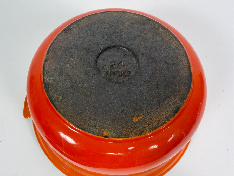 Vintage Descoware Belgium Flame Orange Enameled Cast Iron No. 24 Covered Round Casserole Dutch Oven 11'W X 6'H [Photo 5]