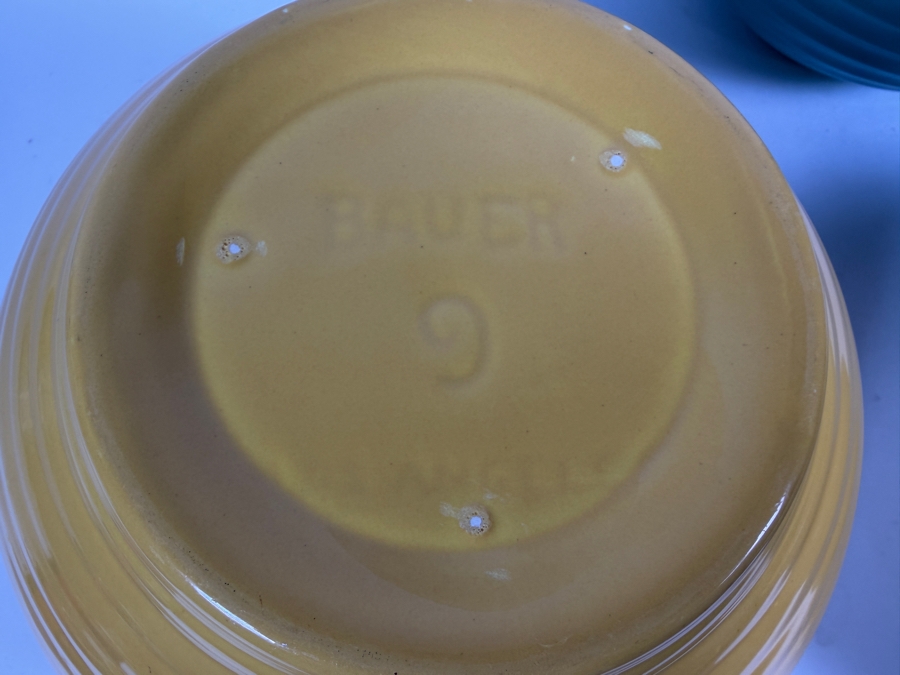 Three-Piece Vintage Bauer Pottery Ringware Ceramic Nesting Mixing Bowls Set [Photo 8]