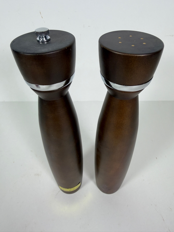 Vintage Mid-Century Modern Catalina Woodworkers Turn-Keyaki Wooden Salt Shaker And Pepper Mill Set 10.25'H [Photo 2]