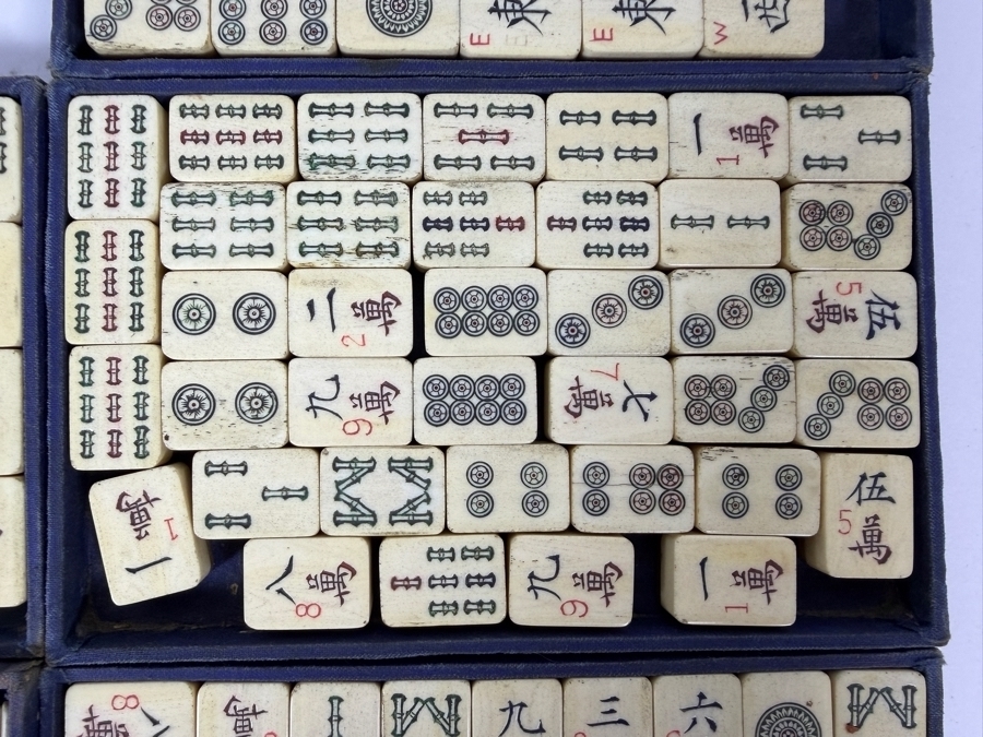 Vintage Hand Carved Bone And Bamboo Mahjong Set In Original Fitted Leather Case With 1948 National Mah Jongg League Rules Booklet [Photo 9]