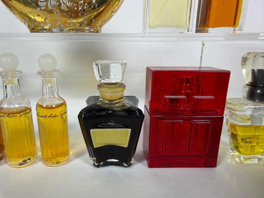 Vintage Estate Lot of Fourteen Assorted Commercial Women Fragrance and Miniature Perfume Bottles Including Elizabeth Arden Red Door True Love and Worth [Photo 3]