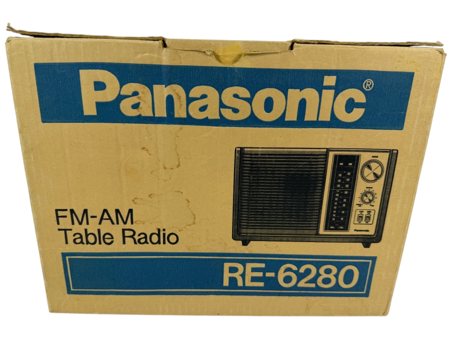 Vintage Panasonic RE 6280 FM AM Table Radio In Original Box