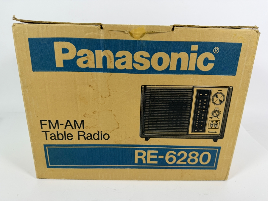 Vintage Panasonic RE 6280 FM AM Table Radio In Original Box [Photo 2]